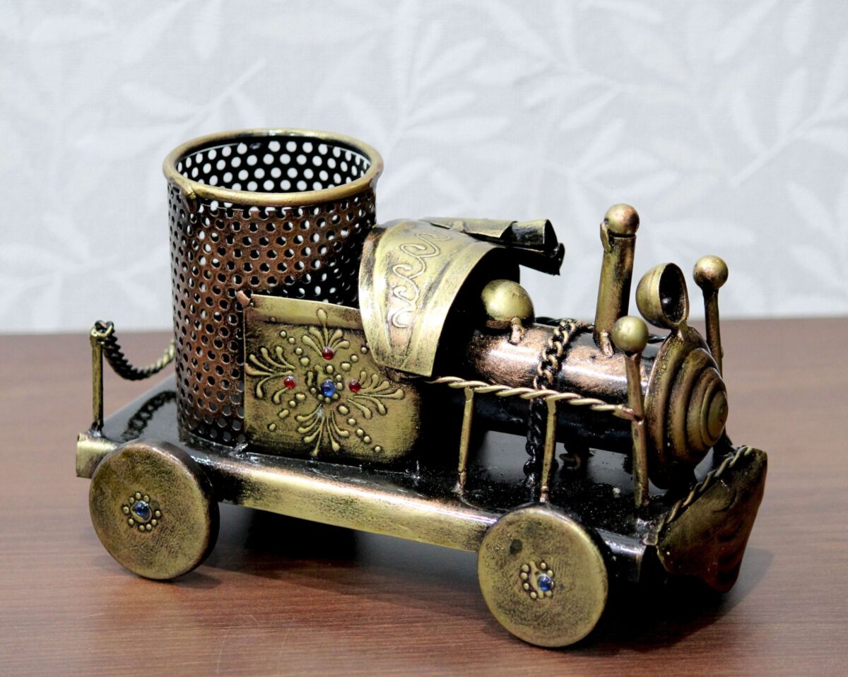 Handcrafted Brass Train Pen Holder – Vintage Desk Organizer | Unique Office & Home Decor